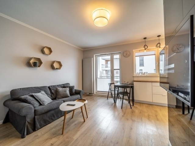 2 pokoje z balkonem i mp, 49 m2 - Beniowskiego