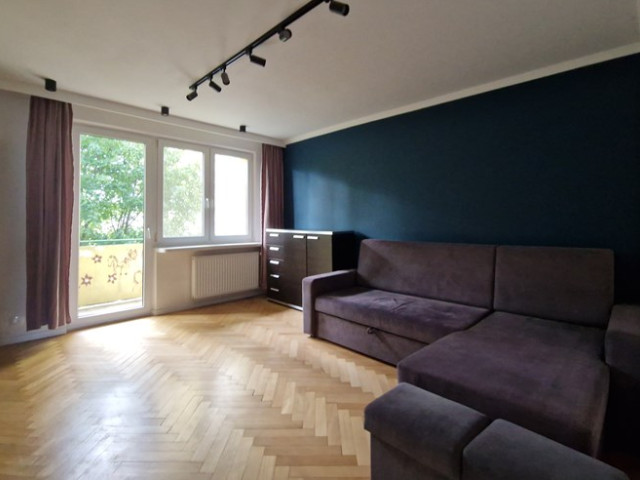 2 pokoje z balkonem -po remoncie, Legionów 130/140