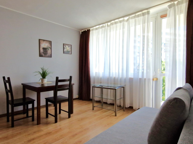 Przytulne 2 pokoje z balkonem, ul. Zgierska 142